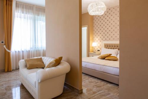 Aurum Suites - image 9