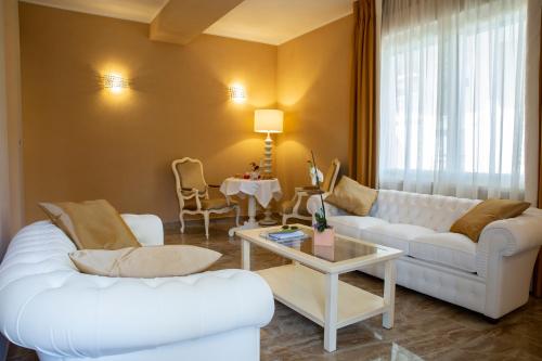 Aurum Suites - image 12