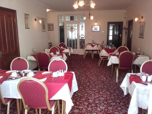 Clumber House Hotel - image 4