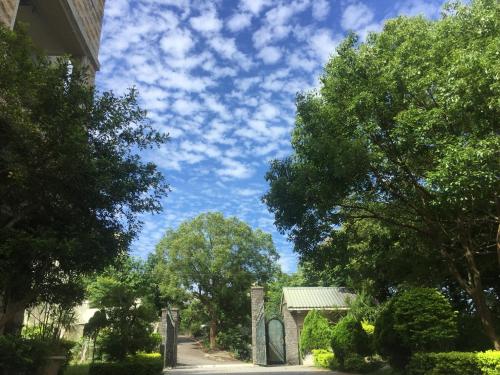 vhod, Dan Dan House in Okraj Tongluo