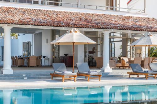 Three-Bedroom Villa image 4