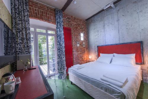 Bronzovy Kaban Avtorsky Hotel Voronezh Center