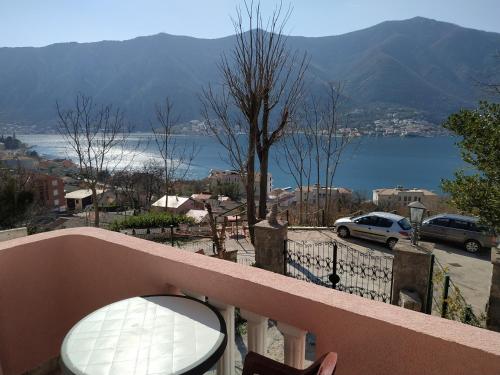 Apartment with Terrace image 3