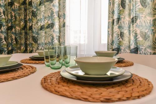 Cozy Jungle Oasis 1BD Apartment with Terrace in Sofia Center by Flat Mаnager, Sofia (photo 11)
