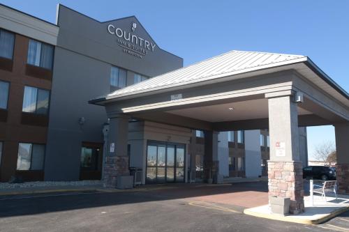 Country Inn & Suites by Radisson, Mt Pleasant-Racine West, WI