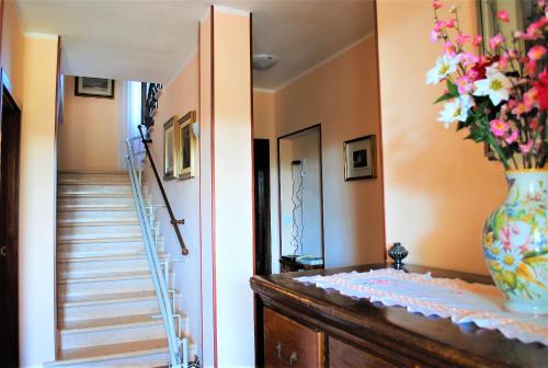 Standard Apartment image 5