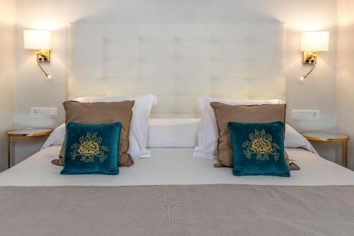 Hostal Boutique Plaza Cantarero - image 12