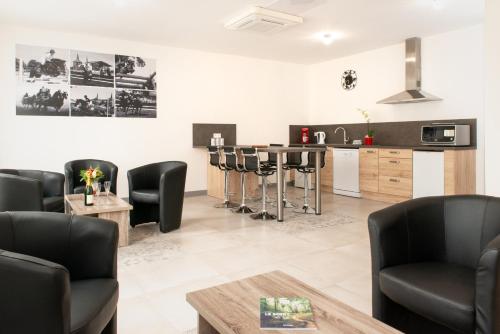 Appartement Duplex Totalement Meublé et Équipé - Ambrault
