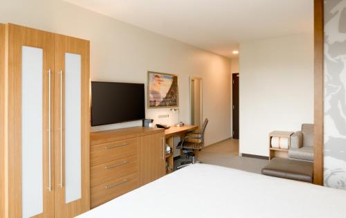 Hyatt Place Pasadena - image 10