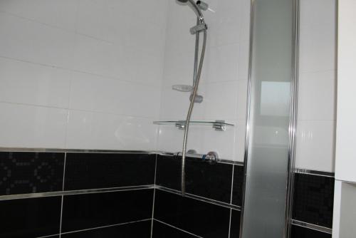 Depedale House - image 7
