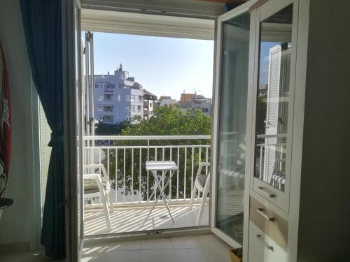Large beachfront apartment Medano - Tap to explore photos