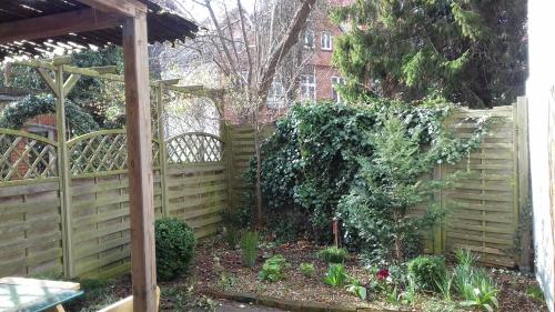 Kleine Altstadt-Wohnung mit Terrasse 4.4km von Metelsdorf entfernt