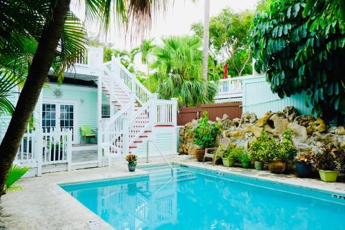 B&B Key West - The Casablanca Hotel - Bed and Breakfast Key West