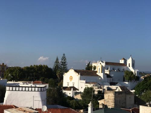  Tavira Castelo-center-2 bedrooms in Tavira