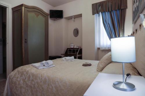 Le Finestre sul Borgo Rooms