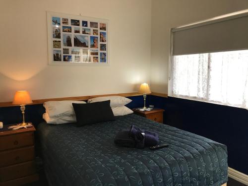 1 queen bed