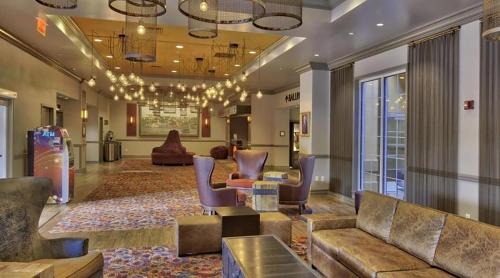 Lobby, Isle of Capri Casino Hotel Boonville - A Caesars Rewards Destination in Boonville