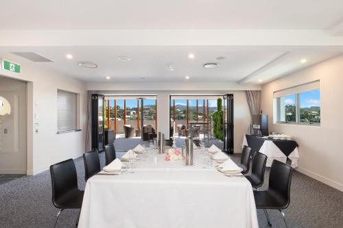 เยฟสัน โฮเต็ล แอนด์ อพาร์ตเมนต์ (Jephson Hotel & Apartments) in ทูวอง