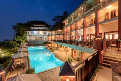 hotel photo