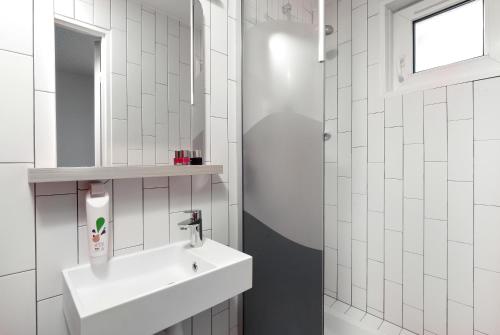 Hôtel ibis Styles Vichy Centre - image 36