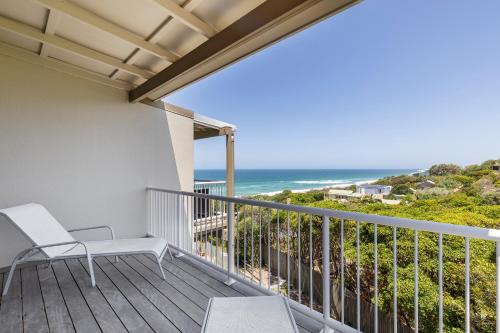 Wake up to ocean views in stylish comfort - image 4