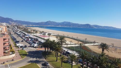  Paraiso Mar y Sol, Unterkunft in Empuriabrava