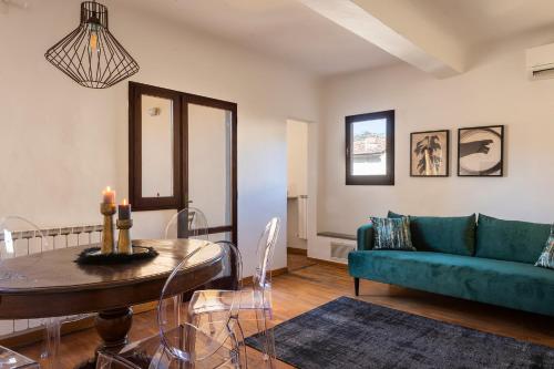 Apartments Florence San Niccolò View - image 3