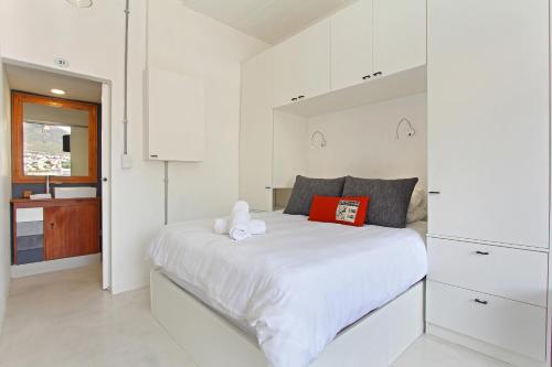 Harbour View Apartments