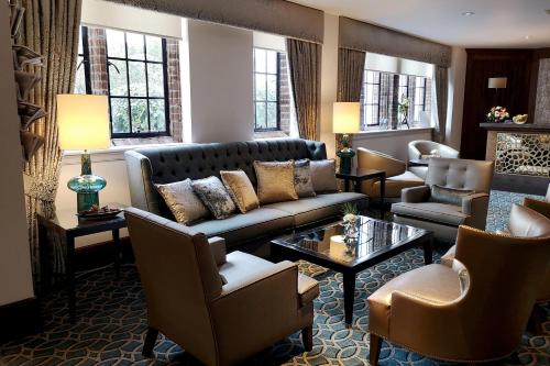 Western House Hotel - image 7