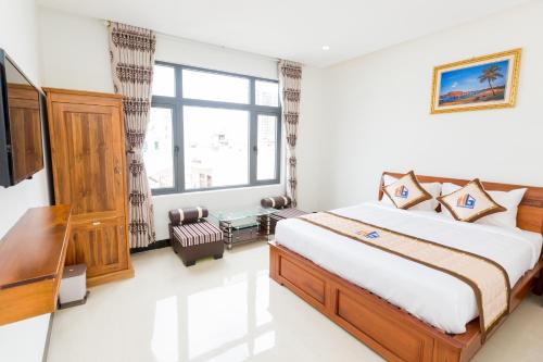 B&B Qui Nhon - HUNG GIA HOTEL - Bed and Breakfast Qui Nhon