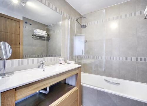 Old Town Apartment - image 5