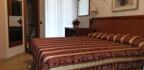  Ginevra, Pension in Riccione