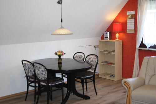 Ferienwohnung Neumann 2.5km von Teltow entfernt