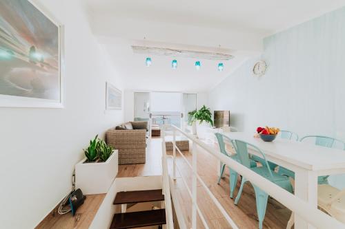  Paul do Mar Beach House in Paul do Mar