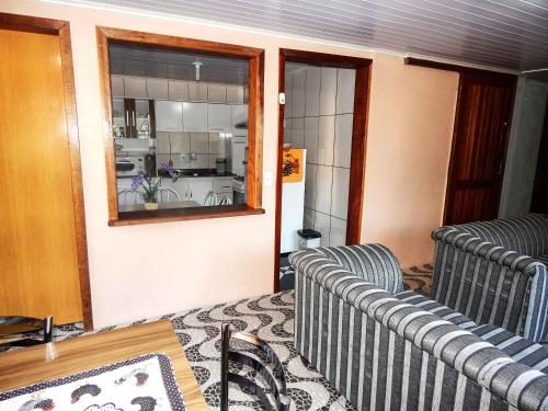 Gramado Suites Residence possui 5 quartos e 5 banheiros
