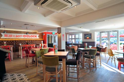 ห้องอาหาร, Weathervane Hotel by Greene King Inns in สโต๊ค ออน เทรนท์