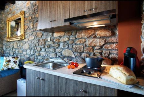  Luxus Stones Maisonettes Complex "Lithos 4" in Nea Iraklitsa
