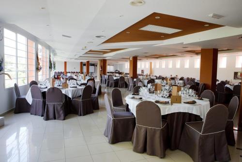 Banketu zāle, Hotel Rio Piedra in Nuevalosa