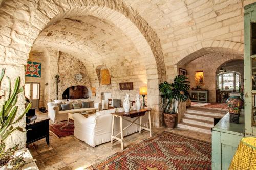 Masseria Cervarolo – Ostuni, AR
