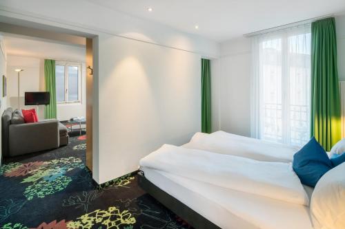 Seehotel Gotthard - image 3