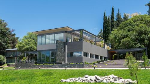 Exterior view of Calina Casa de Huespedes