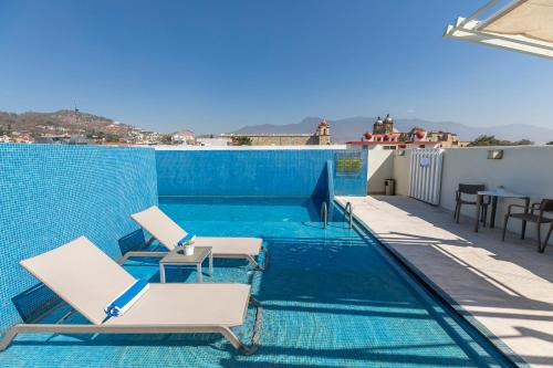 HOTEL PARADOR DE ALCALA - 수영장