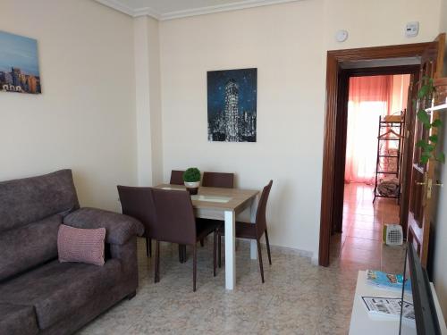  Manzanera, junto Ayuntamiento y Riojaforum in Logroño