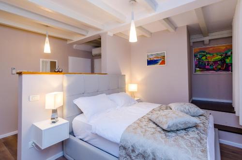 Villa Flores Studio Apartment - image 9