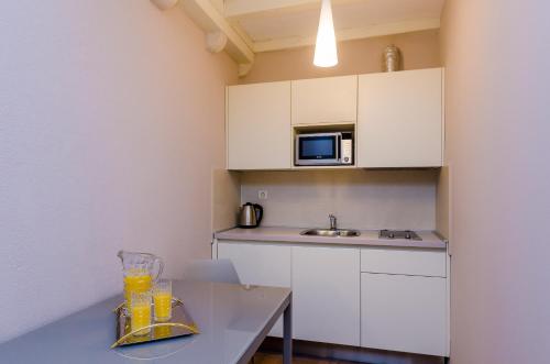 Villa Flores Studio Apartment - main image