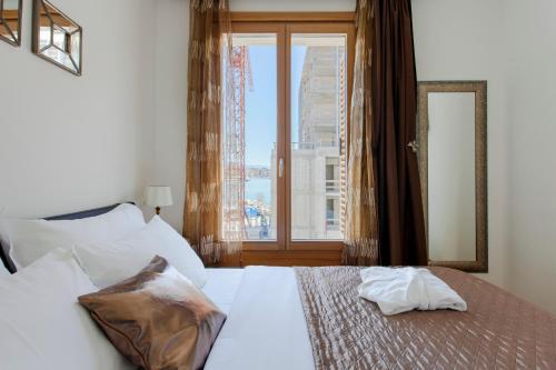 New luxury apartment Nives on seaside, Split (photo 7)