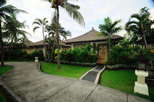 アネカ ロビナ ヴィラス & スパ13