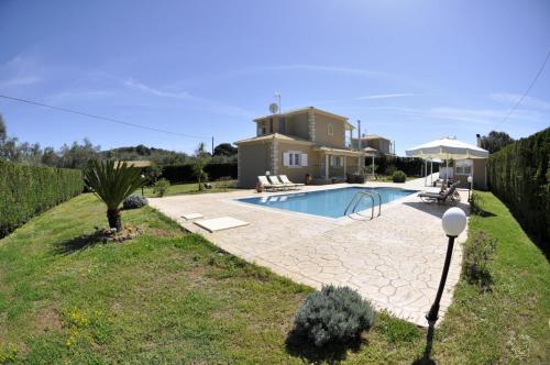 ERATO-EXCLUSIVE gîte à louer Vráchoi Prasoúdia