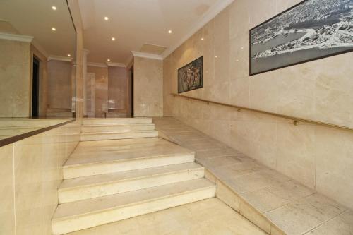 Del parque flats malagueta beach