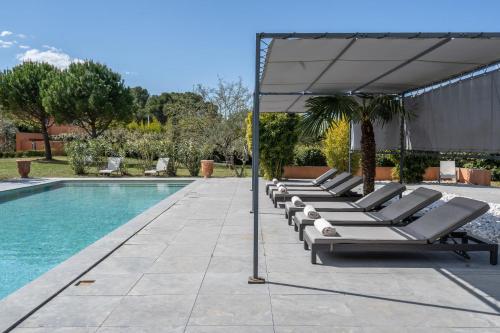 Jolie Villa Avec Grande Piscine à 5min Daix En Provence Location